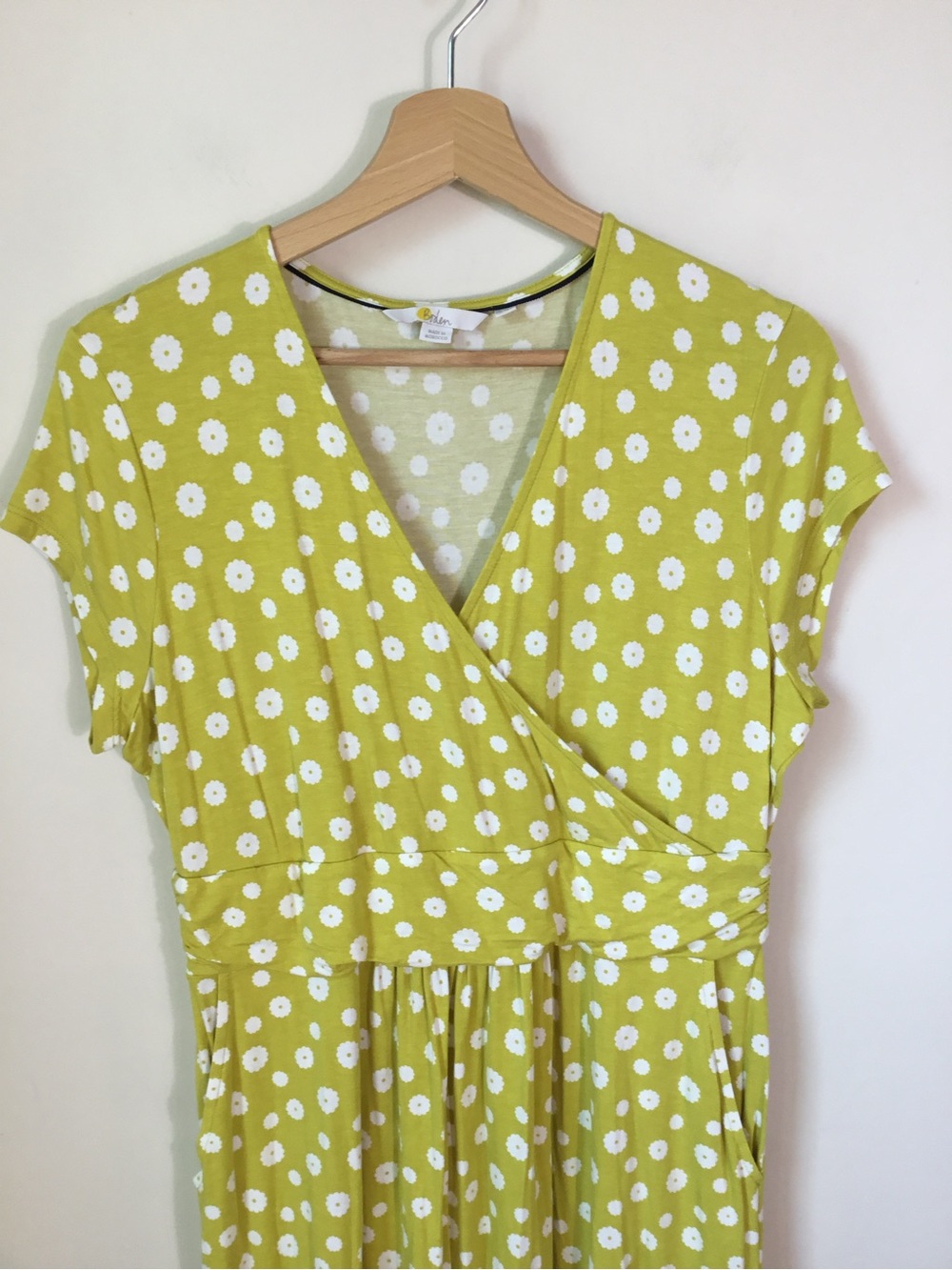 Boden Lola Daisy Print Wrap Jersey Dress - Picture 5 of 7